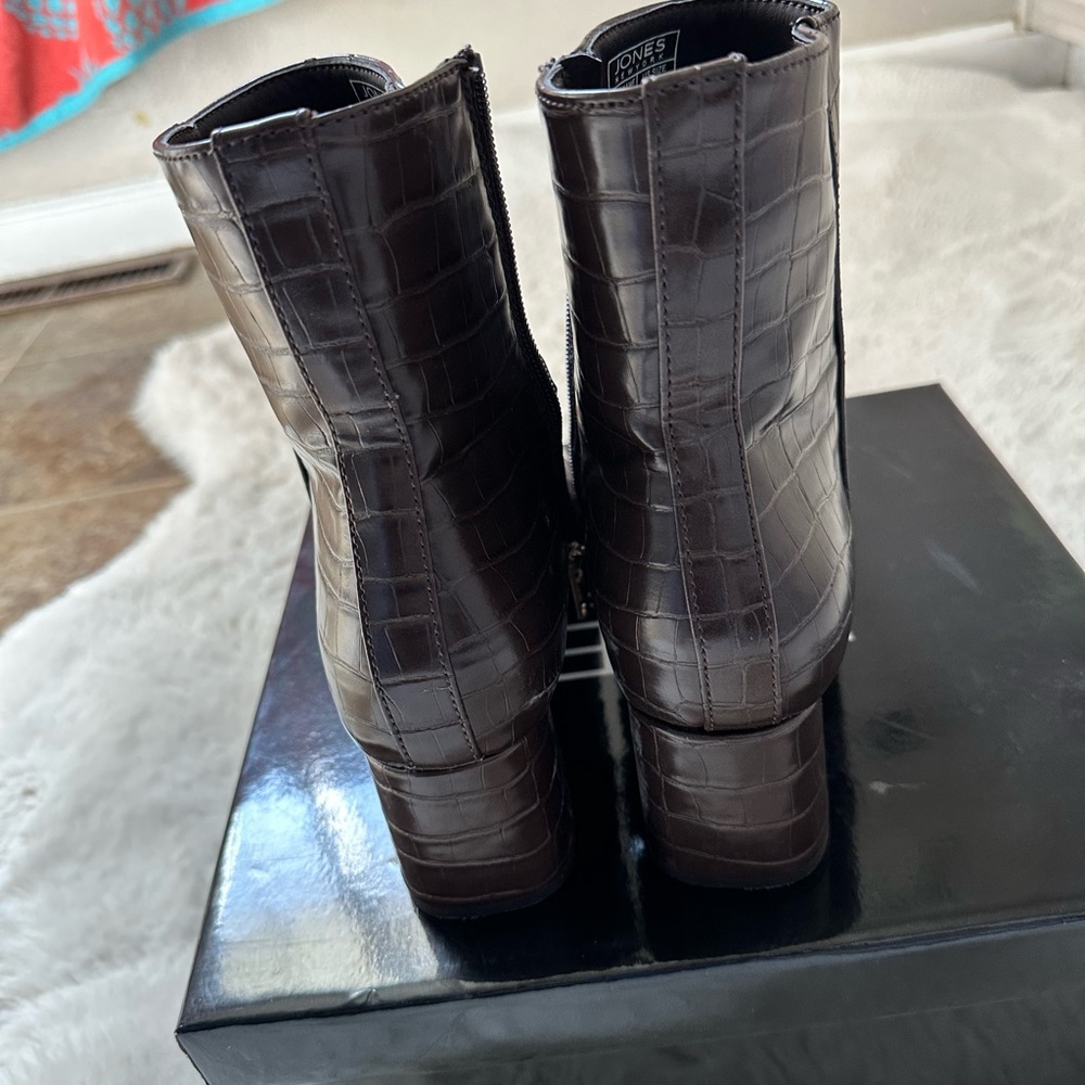 Jones New York Chocolate Croc-Pattern Heeled Boots - Picture 4 of 4